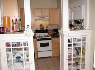28 Jamaica St, Jamaica Plain, MA 02130