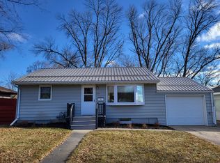 204 N Tyler Ave, Pierre, SD 57501