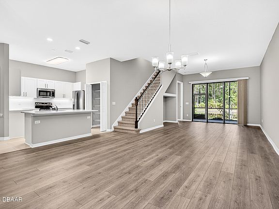 5th image of 1119 Hansberry Ct