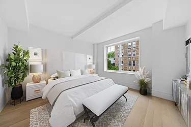 Rented by R New York