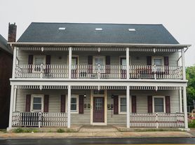137-139 Main Street, 1