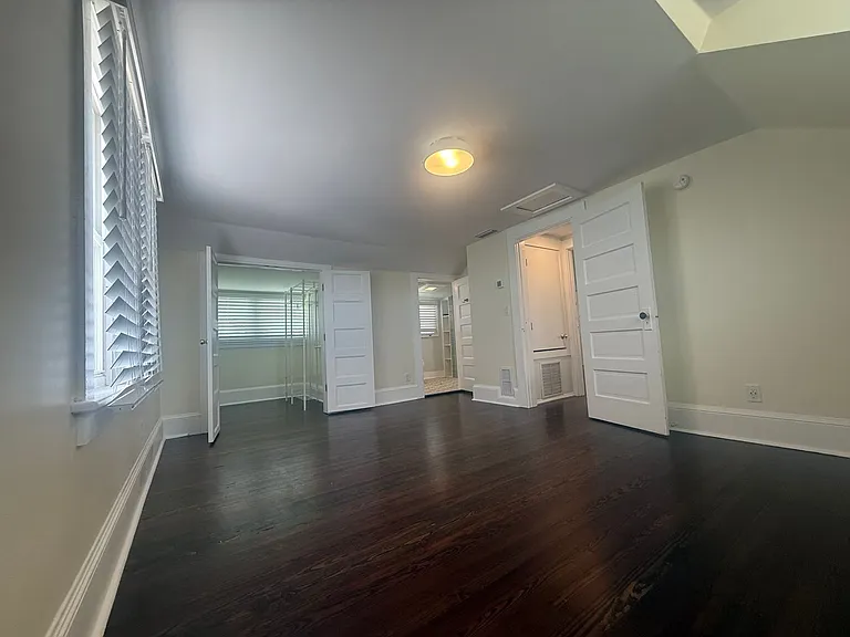 409 S Grandview Ave — Photo 17