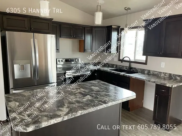 6305 S Hannby Trl, Sioux Falls, SD 57106