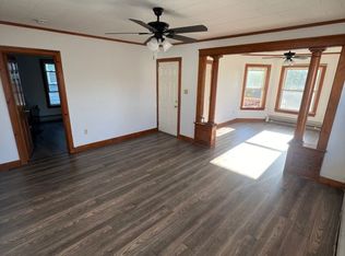 27 Chestnut St APT 2, Southbridge, MA 01550