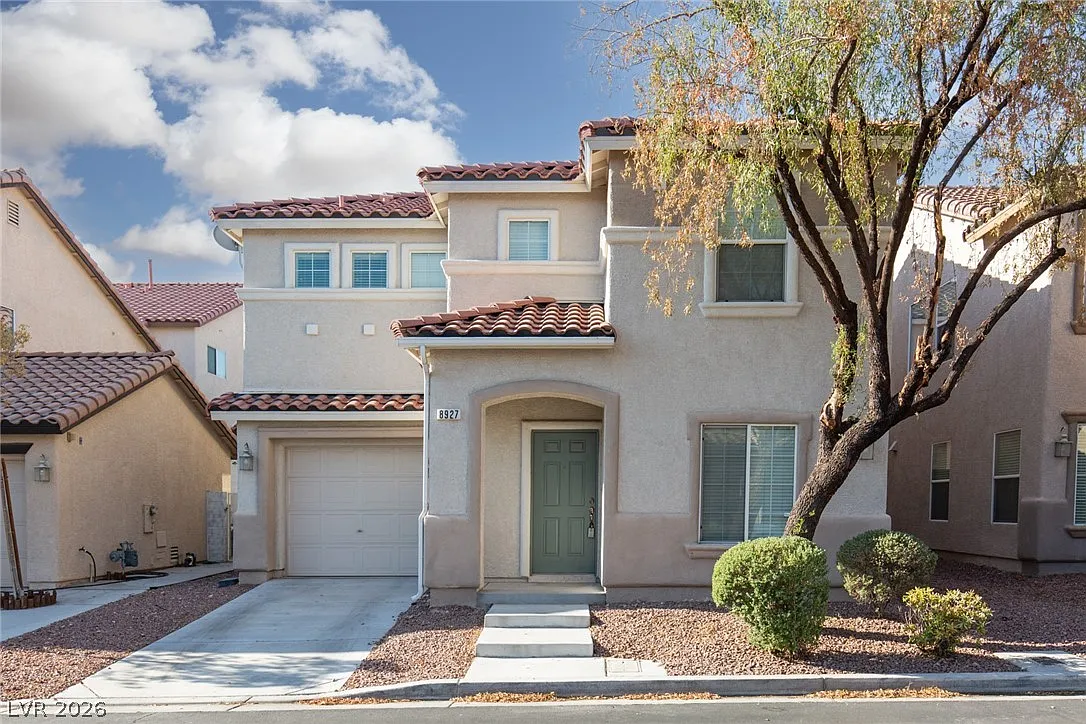3 bed, 2.5 bath, 1732 sqft, $1,850 — Photo 1