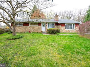 7000 Shelbourne St, Philadelphia, PA 19111