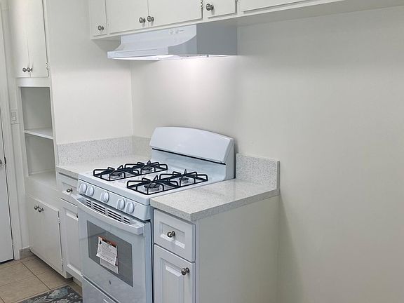 3rd image of 17011 Yukon Ave #1
