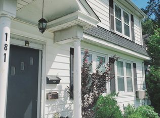 181 Strawberry Hill Ave #1, Stamford, CT 06902