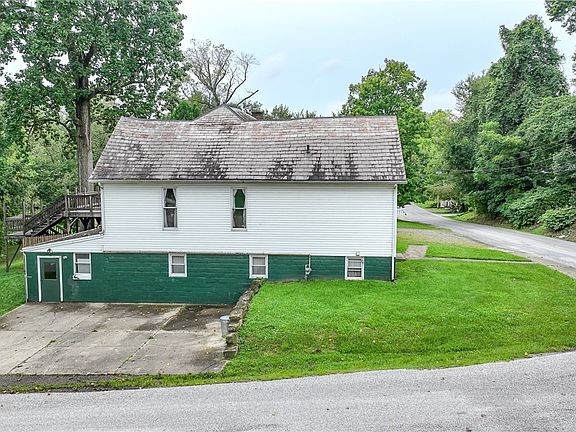 4th image of 980 Shamrock Dr