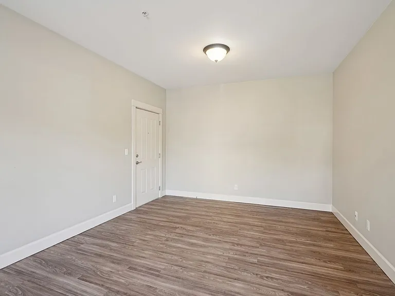 Aspen Grove Apartments — Photo 11