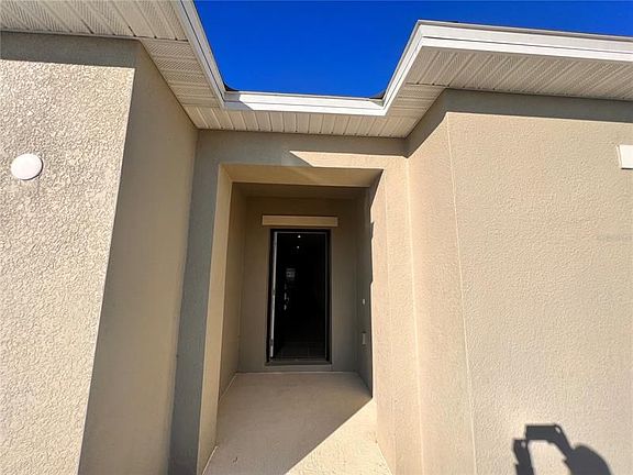3rd image of 216 Gannet Ct