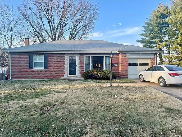 8501 Grantshire Ln — Photo 1