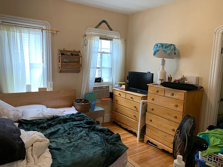 9 Waterhouse St #2 — Photo 7