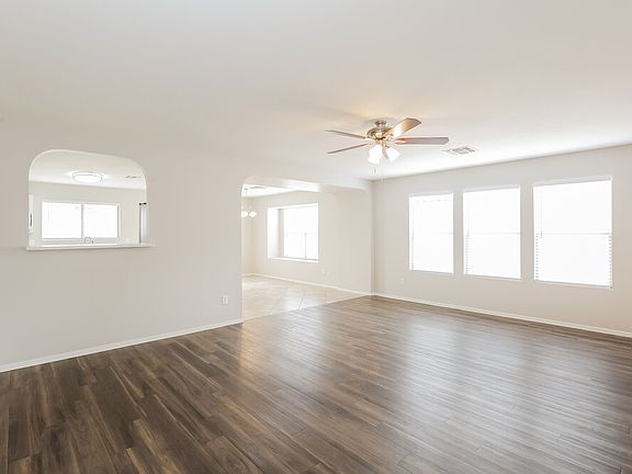3rd image of 10606 E Bramble Ave