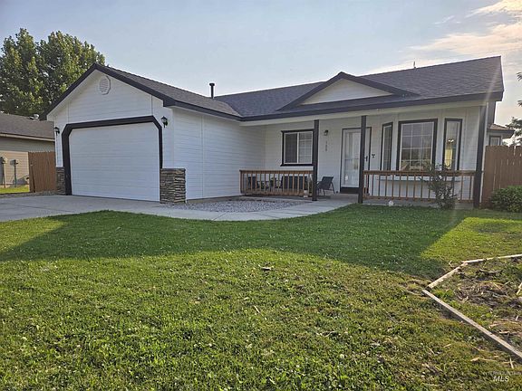 2nd image of 109 Rose Petal Ct