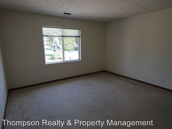 5th image of 8005 S 48th St APT 301