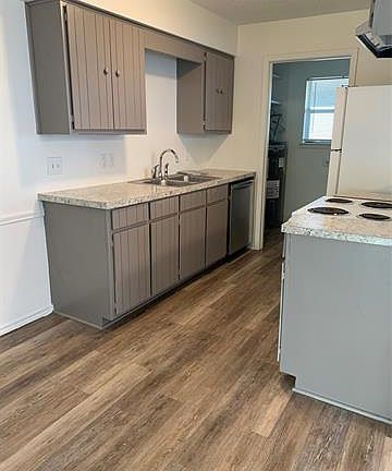 5th image of 1803 Woodard Ave