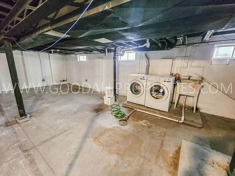 106 E Bell Ave — Photo 17