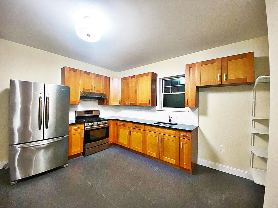 1st image of 1536 72nd St Floor 1