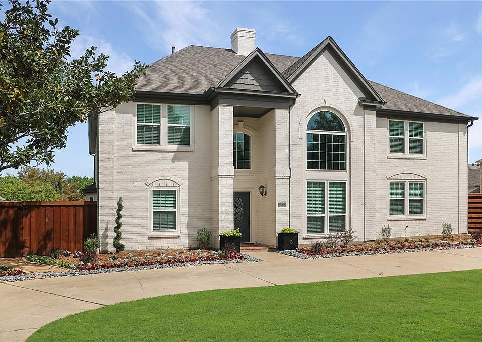 1st image of 6828 Savannah Ln