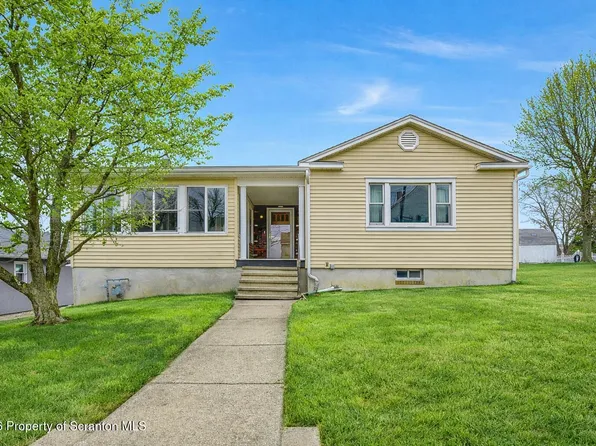 211 Green St, Dunmore, PA 18512