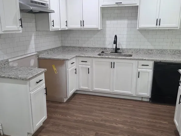 205 S Line St, Weatherford, TX 76086