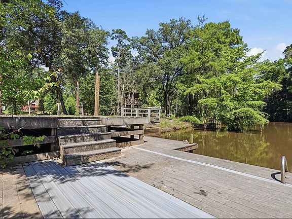 4th image of 146 Alachua Ln