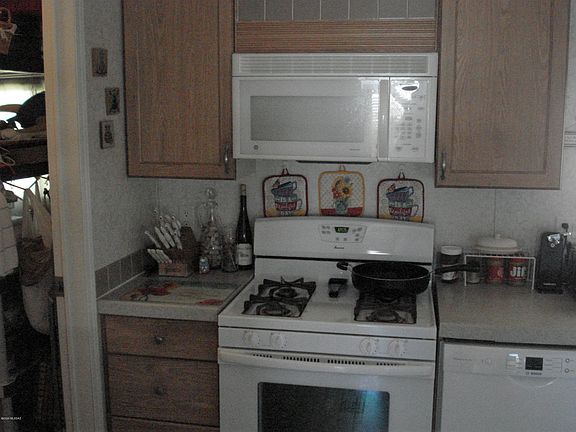 3rd image of 5565 W Lazy S St
