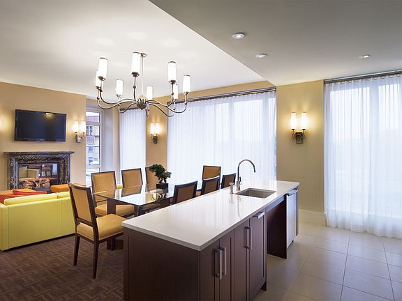 One Back Bay amenities