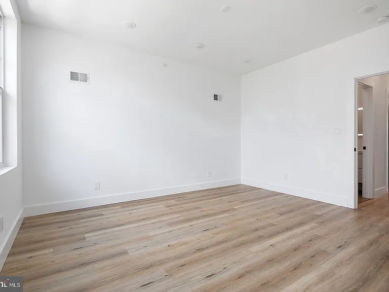 3108 Clifford St #A — Photo 23