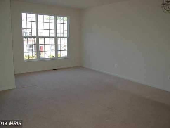 4th image of 104 Valdosta Dr