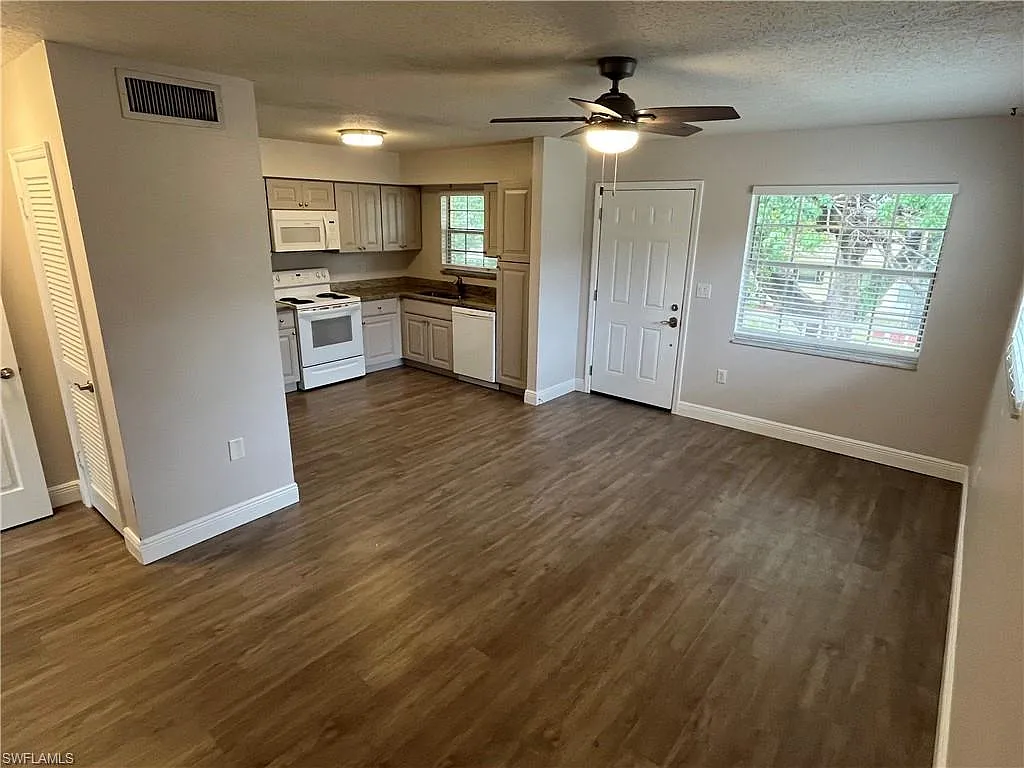 1 bed, 1.0 bath, 594 sqft, $1,450 — Photo 4