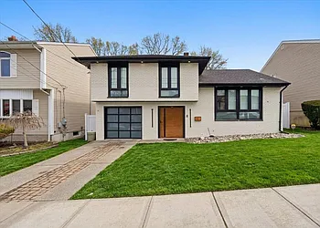32 Luhmann Terrace