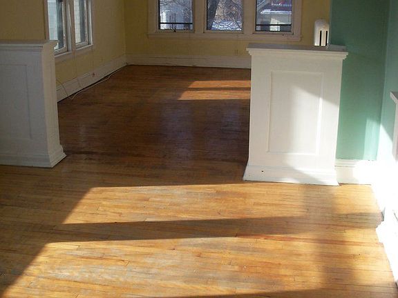 2nd image of 2409 Fremont Ave S APT 10
