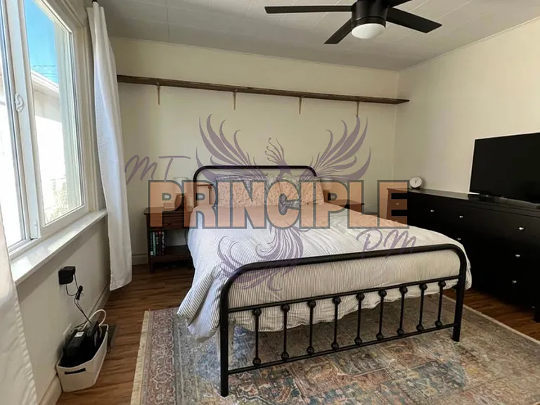 1830 Gaylord St — Photo 12