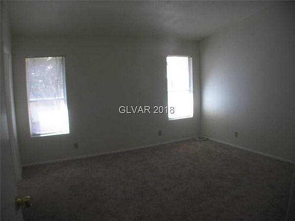 4th image of 8641 Toscana Ln