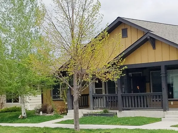 918 Flanders Creek Ave, Bozeman, MT 59718