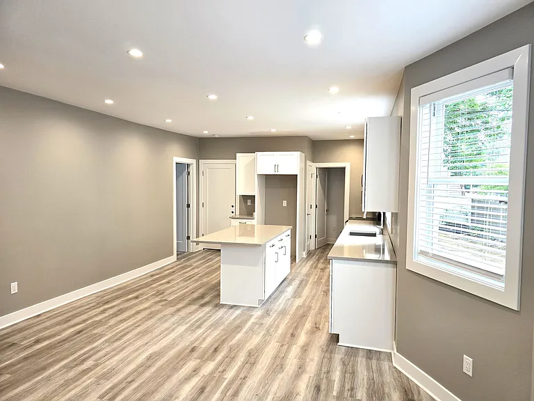 39 Fiske St #1 — Photo 3