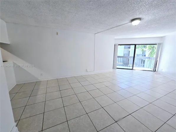 1850 N Congress Ave APT 311, West Palm Beach, FL 33401