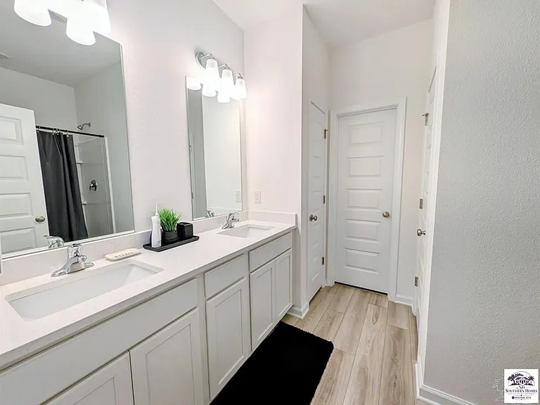 6622 Sun Tree Cir — Photo 4