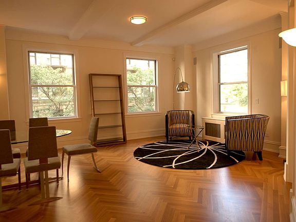2nd image of 240 W 98th St APT 3C