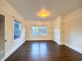 5825 Genoa St APT 4, Oakland, CA 94608