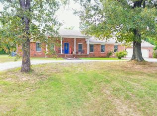 5655 Lovelaceville Rd, Paducah, KY 42001