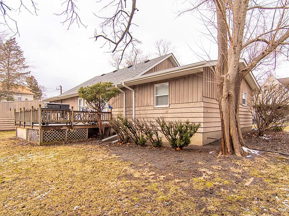5th image of 900 Richmond St #902