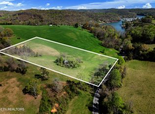 735 Alder Springs Rd, La Follette, TN 37766