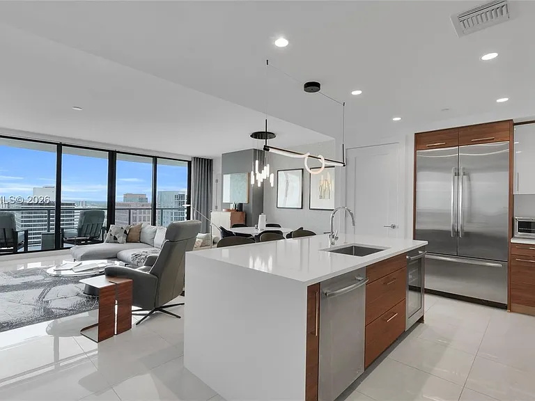 100 E Las Olas Blvd #2802 — Photo 23