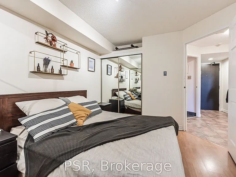 60 Homewood Ave #330 — Photo 15