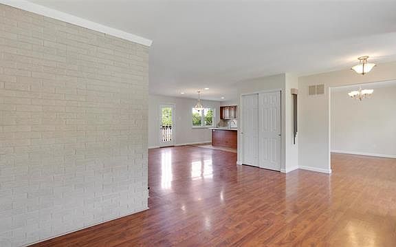 5th image of 10261 Quail Run Dr