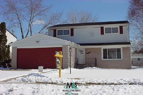 1st image of 27436 E Fairfax St