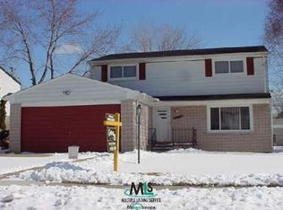 27436 E Fairfax St, Southfield, MI 48076